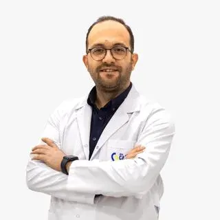 Op. Dr. Melih Şaş — Kadın Hastalıkları Ve Doğum, Düzce. Portre fotoğrafı.