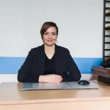 Op. Dr. Zeynep Taşargöl — Kadın Hastalıkları Ve Doğum. Portre fotoğrafı.