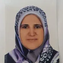 Dt. Özlem Yürekli — Diş Hekimi, Niğde. Portre fotoğrafı.