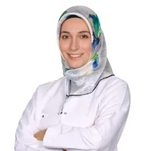 Uzm. Dr. Gülhan Karaer — Psikiyatri, İstanbul. Portre fotoğrafı.