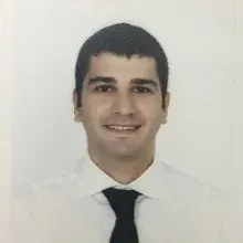 Uzm. Dt. Onur Yılmaz — Trabzon. Portre fotoğrafı.