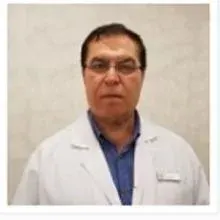 Op. Dr. Şeref Has — Genel Cerrahi, İstanbul. Portre fotoğrafı.