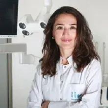 Dr. Dt. İpek Öreroğlu — İstanbul. Portre fotoğrafı.