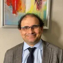 Prof. Dr. M. Öner Şanlı — Üroloji, Şişli, İstanbul. Portre fotoğrafı.