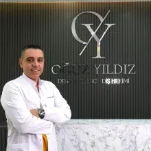 Dt. Oğuz Yıldız — Diş Hekimi, Bursa. Portre fotoğrafı.