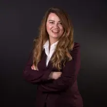 Kl. Psk. Sibel Parlak Kan — Psikoloji, Antalya. Portre fotoğrafı.