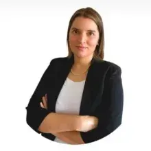 Kl. Psk. Rana Fırat — Psikoloji, İstanbul. Portre fotoğrafı.