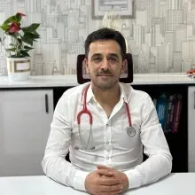 Uzm. Dr. Orhan Gürcan Adıgüzel — Çocuk Sağlığı Ve Hastalıkları, İstanbul. Portre fotoğrafı.