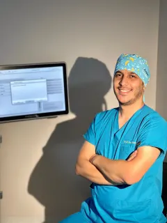 Op. Dr. Yusuf Tüylü profilinde yer alan galeri fotoğrafı.