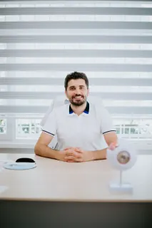 Op. Dr. Ömer Takeş profilinde yer alan galeri fotoğrafı.