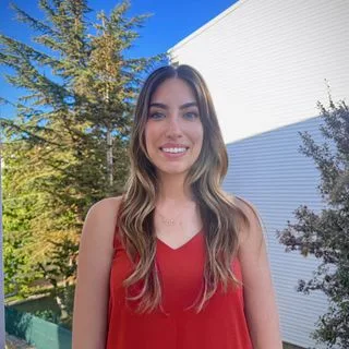 Psk. Burcu Yıldız — Psikoloji, Ankara. Portre fotoğrafı.