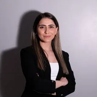 Dkt. Selda Tuncay Özkan — Dil ve Konuşma Terapisi, Samsun. Portre fotoğrafı.