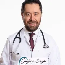 Prof. Dr. Canfeza Sezgin — İstanbul. Portre fotoğrafı.