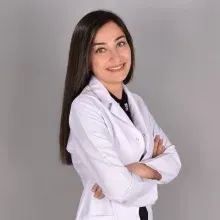 Dyt. Gülsüm Karaoğlan — Diyetisyen, Seyhan, Adana. Portre fotoğrafı.