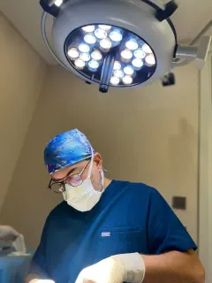 Op. Dr. İskender Alkın Solmaz profilinde yer alan galeri fotoğrafı.