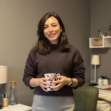 Psk. Dr. Leyla Kaya — Psikoloji, İstanbul. Portre fotoğrafı.