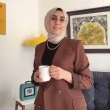 Kl. Psk. Feride Dayan — Psikoloji, İstanbul. Portre fotoğrafı.