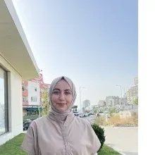Dt. Beyza Nur Kılınç — Diş Hekimi, Yıldırım, Bursa. Portre fotoğrafı.