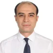 Doç. Dr. Selçuk Erdem — Üroloji, İstanbul. Portre fotoğrafı.