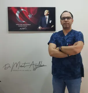 Dr. Mesut Ayyıldız profilinde yer alan galeri fotoğrafı.