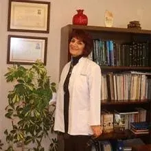 Prof. Dr. Serpil Hazar — İzmir. Portre fotoğrafı.