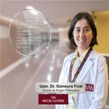Uzm. Dr. Sümeyra Fırat — Çocuk ve Ergen Psikiyatrisi, Atakum, Samsun. Portre fotoğrafı.