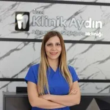 Uzm. Dt. Emre Çelikdoğan — Aydın. Portre fotoğrafı.