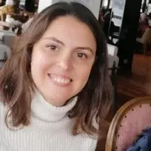 Uzm. Psk. Nilay Aytolun Kutlu — Psikoloji. Portre fotoğrafı.