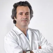 Op. Dr. İbrahim Karataş — Genel Cerrahi. Portre fotoğrafı.