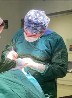 Op. Dr. Şükrü İşler profilinde yer alan galeri fotoğrafı.