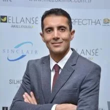 Uzm. Dr. Şehriyar Nazari — Dermatoloji, Gaziosmanpaşa, İstanbul. Portre fotoğrafı.