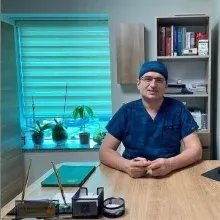 Op. Dr. Mustafa Salih Canpolat — Kulak Burun Boğaz, Ataşehir, İstanbul. Portre fotoğrafı.