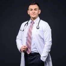 Dr. Ramazan Ensar Garip — Pratisyen, Ankara. Portre fotoğrafı.