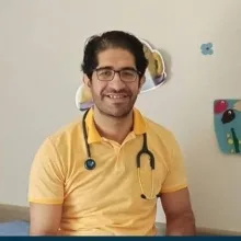 Uzm. Dr. Serdar Pop — Çocuk Sağlığı Ve Hastalıkları, Samsun. Portre fotoğrafı.