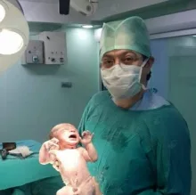 Op. Dr. Semavi Ulusoy — Kadın Hastalıkları Ve Doğum, Bakırköy, İstanbul. Portre fotoğrafı.