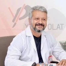 Op. Dr. Yücel Polat — Genel Cerrahi, İstanbul. Portre fotoğrafı.