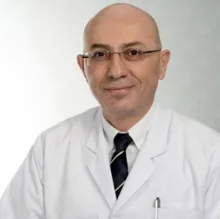 Doç. Dr. Sinan Bülent Avcı — Ortopedi Ve Travmatoloji, Çankaya, Ankara. Portre fotoğrafı.