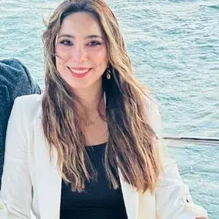 Elif Özcan — Kartal, İstanbul. Portre fotoğrafı.