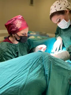 Op. Dr. Hülya Toklucu profilinde yer alan galeri fotoğrafı.