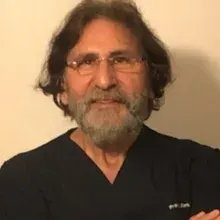 Prof. Dr. Mahmut Mutlu — Ortopedi Ve Travmatoloji, İstanbul. Portre fotoğrafı.