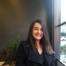 Dyt. Nurselin Sabah — Diyetisyen, İstanbul. Portre fotoğrafı.