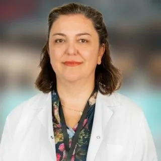 Uzm. Dr. Aslıhan Sever — Fiziksel Tıp Ve Rehabilitasyon, Küçükçekmece, İstanbul. Portre fotoğrafı.