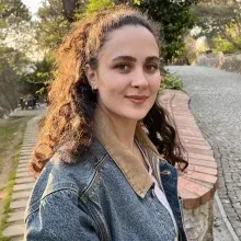 Psk. Dan. Büşra Fatma Dikmen — Psikolojik Danışma ve Rehberlik, Eskişehir. Portre fotoğrafı.