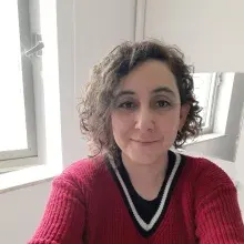 Uzm. Dr. Özden Yılmaz Aydoğan — Psikiyatri, Ankara. Portre fotoğrafı.