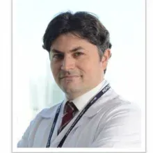 Prof. Dr. Önder Koç — Ankara. Portre fotoğrafı.