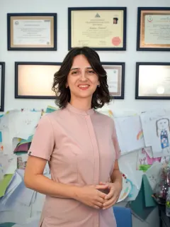Doç. Dr. Neslihan Özveren profilinde yer alan galeri fotoğrafı.