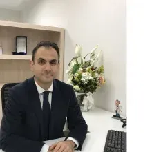 Doç. Dr. Burçin Batman — Genel Cerrahi, İstanbul. Portre fotoğrafı.