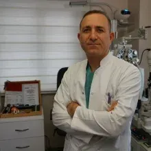 Op. Dr. Sebahattin Taşkıran — Göz Hastalıkları, Döşemealtı, Antalya. Portre fotoğrafı.