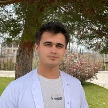 Dkt. Emre Özdemir — Dil ve konuşma terapisi, Elazığ. Portre fotoğrafı.