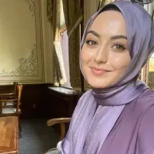 Psk. Beyza Okumuş — Psikoloji. Portre fotoğrafı.
